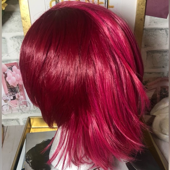 Deep Dark Rose Short Cosplay High-Quality Synthetic Fiber Asymmetrical Wig - Picture 3 of 16